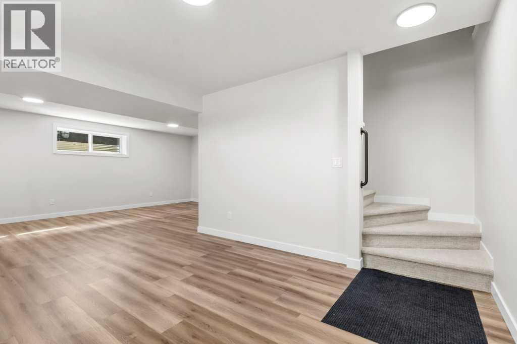4814 55 Avenue - 19