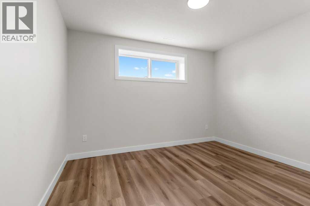 4814 55 Avenue - 23