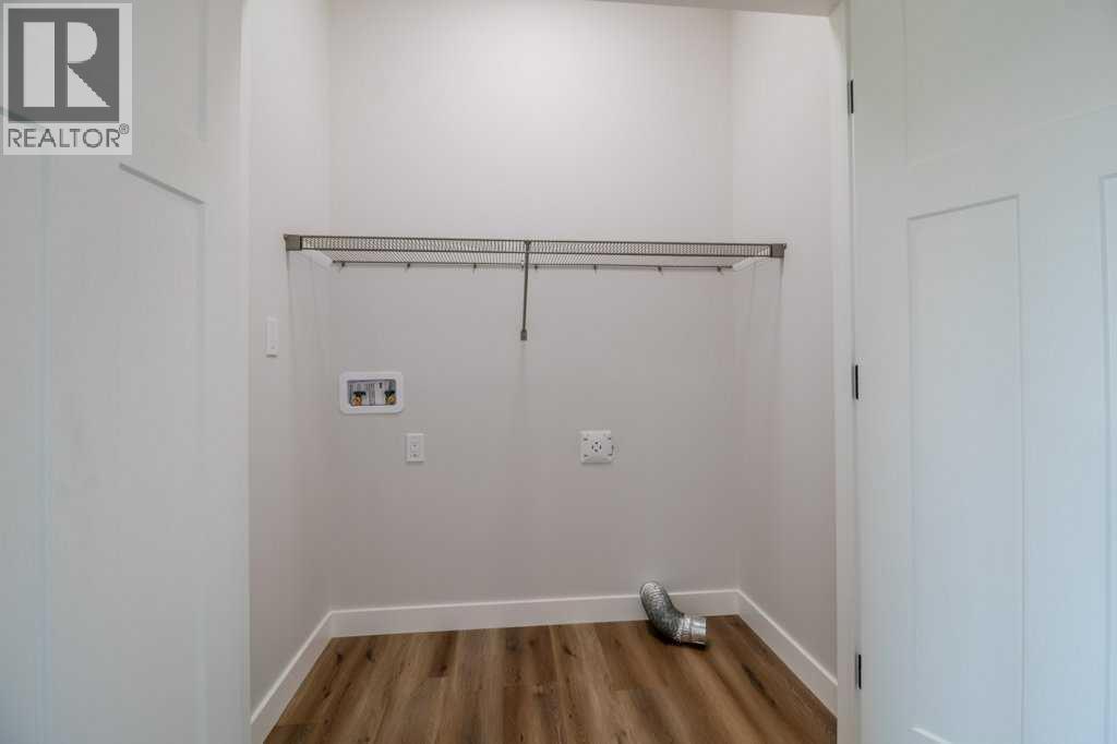 4814 55 Avenue - Image 15