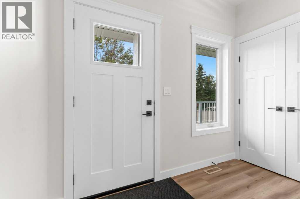 4814 55 Avenue - 18