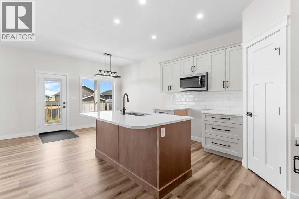 4814 55 Avenue - 4