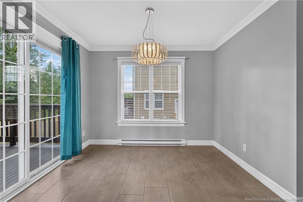 302 Lady Russell - Image 10