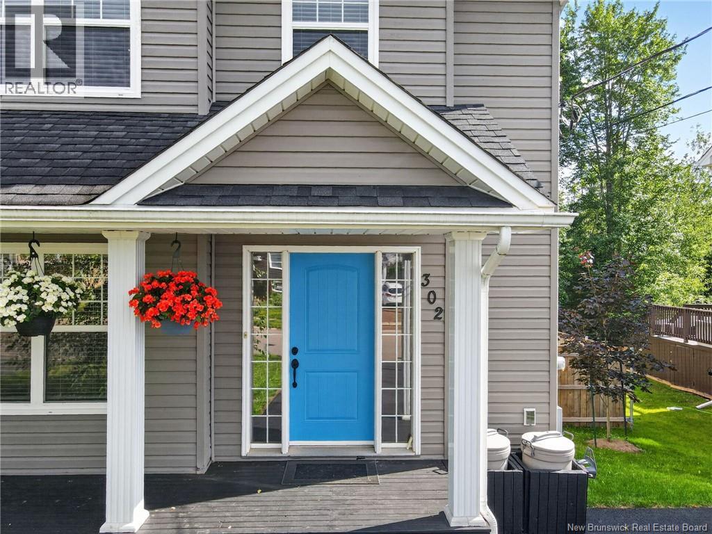 302 Lady Russell - Image 40