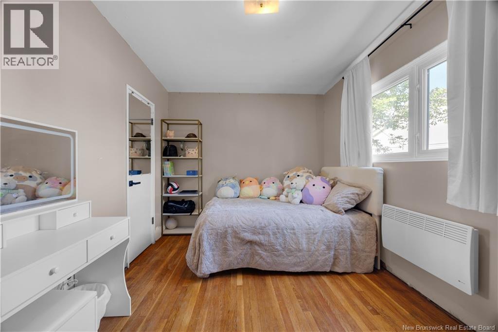 96 Woodward Avenue - 14