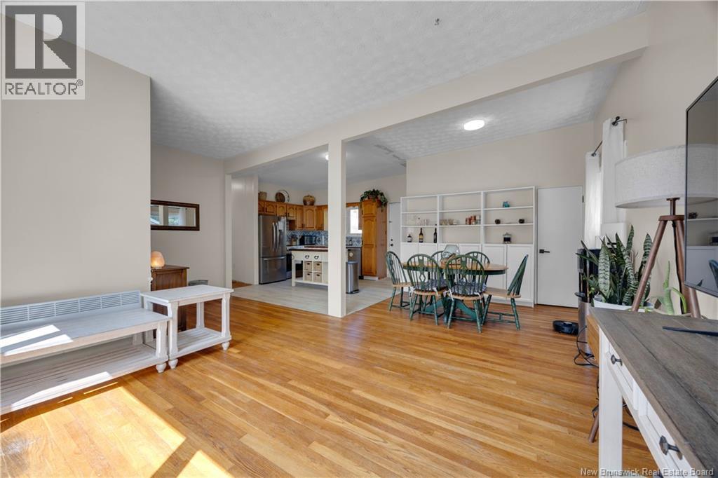 96 Woodward Avenue - Image 7