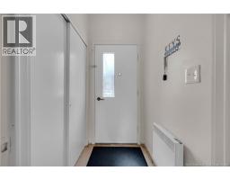 96 Woodward Avenue, photo 2