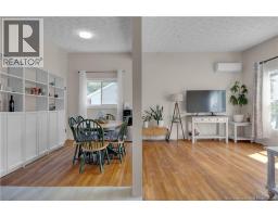 96 Woodward Avenue, photo 5