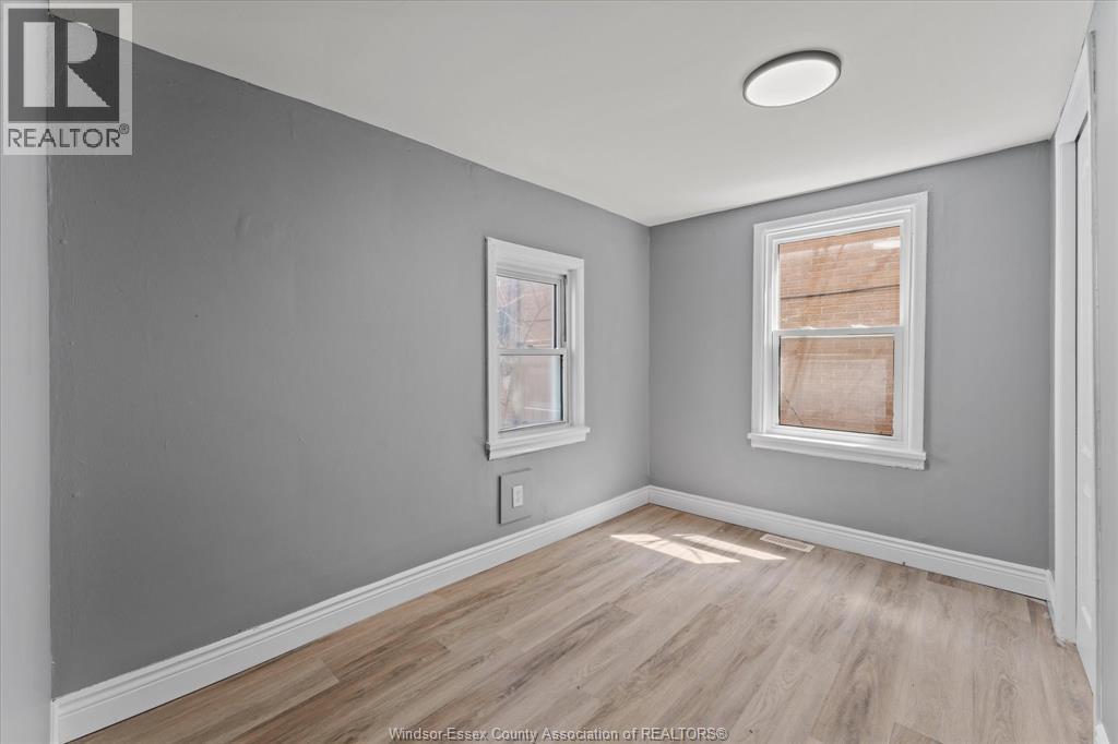 1210-1212 Monmouth - Image 16