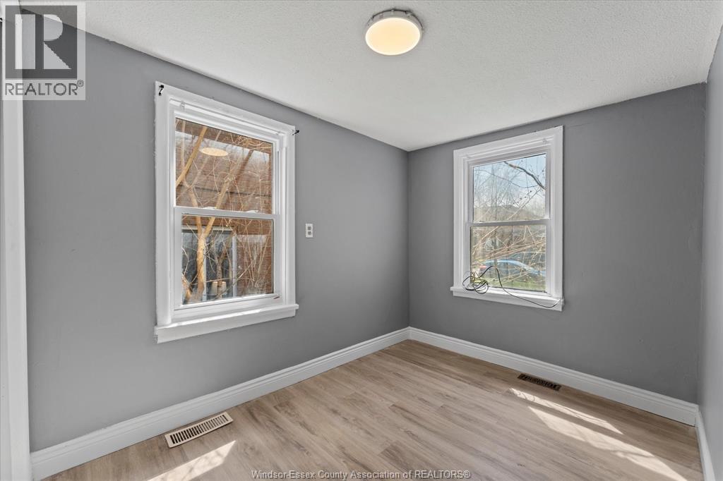 1210-1212 Monmouth - Image 18