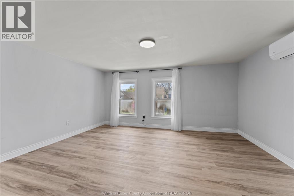 1210-1212 Monmouth - Image 28