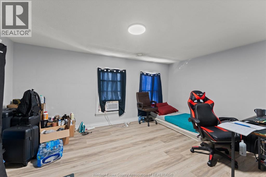 1210-1212 Monmouth - Image 34