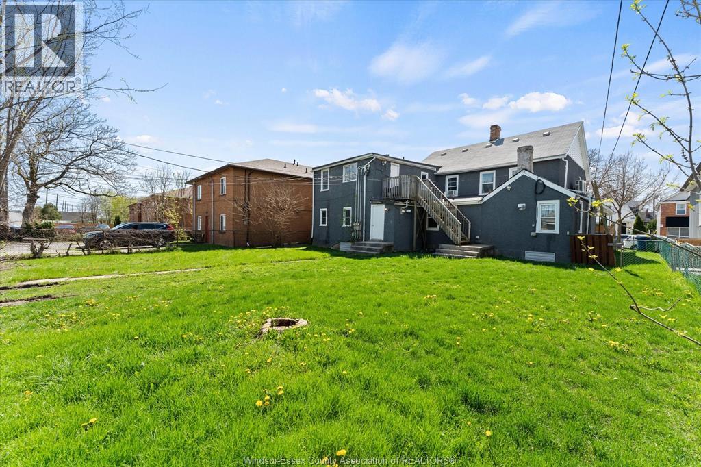 1210-1212 Monmouth - Image 40