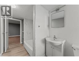 Laundry room - 1210-1212 Monmouth, Windsor, ON N8Y3M1 Photo 15