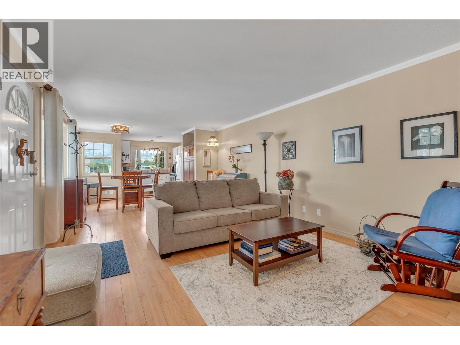 54 999 Burnaby Avenue, Penticton