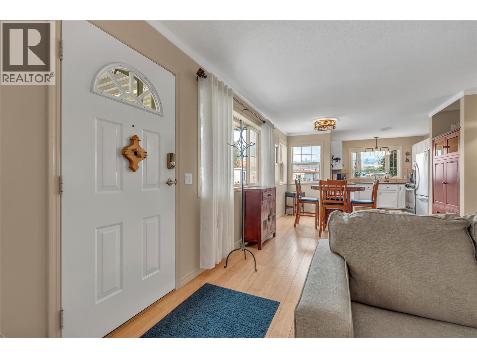 #54 999 Burnaby Avenue - 7