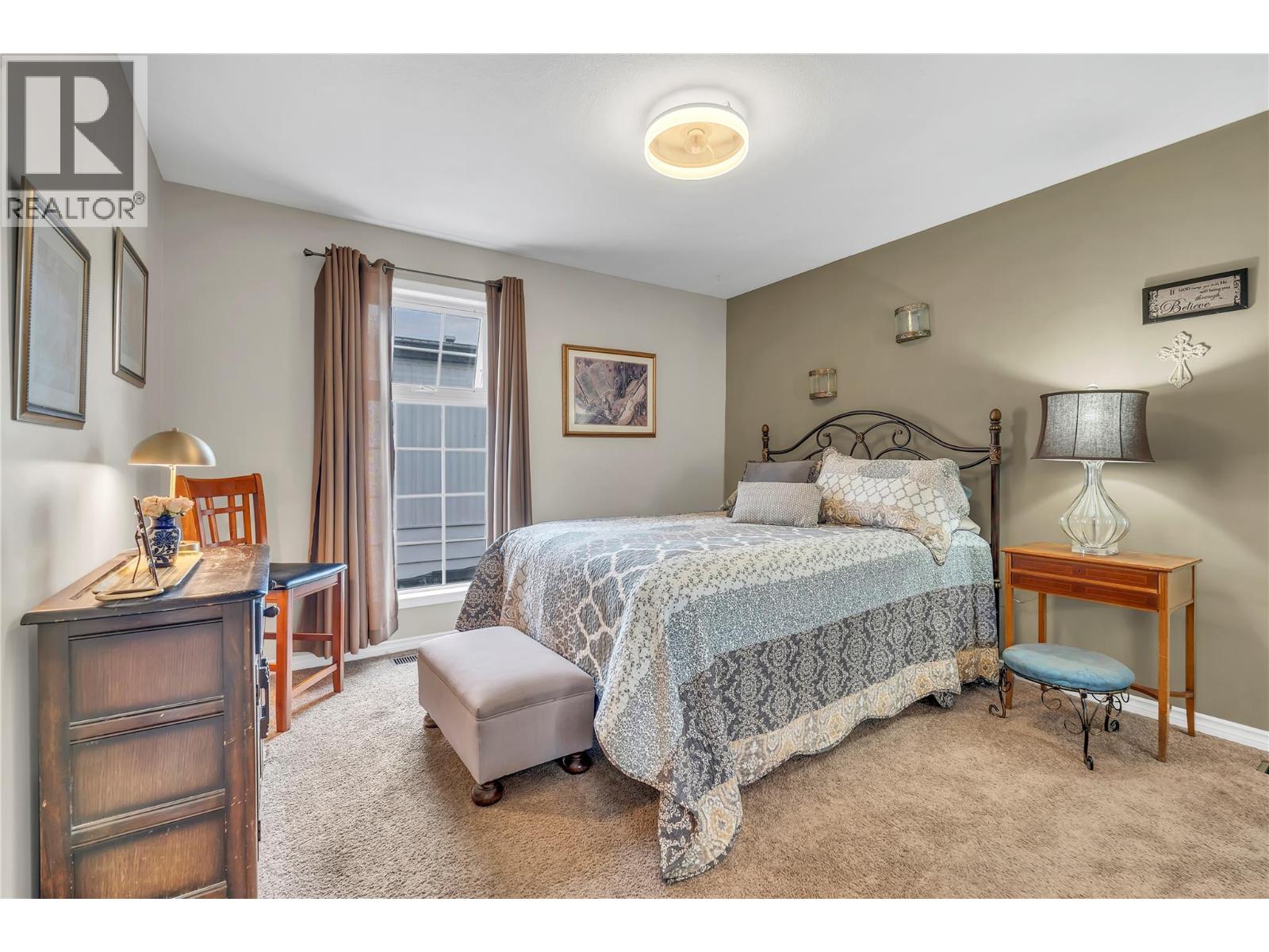 #54 999 Burnaby Avenue - 9