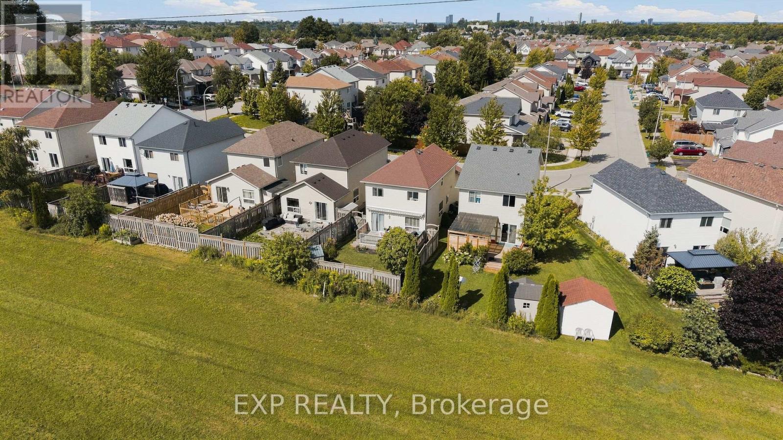 116 HENHOEFFER CRESCENT - 30