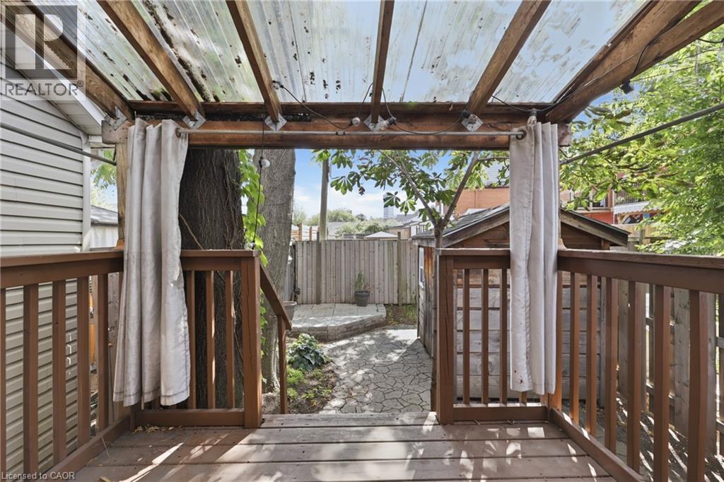 128 ROBERT Street - Image 27