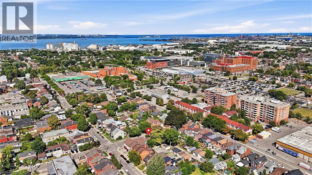 128 ROBERT Street - 36