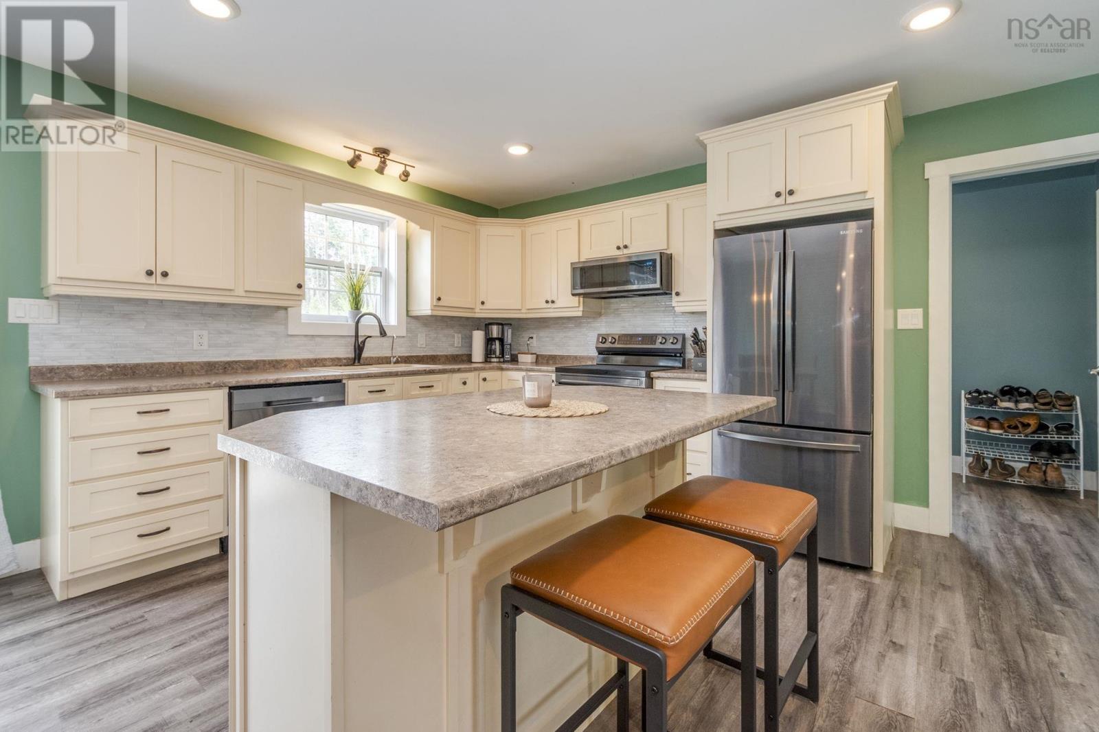 Property 10 of 30 of 170 Blainedale Drive