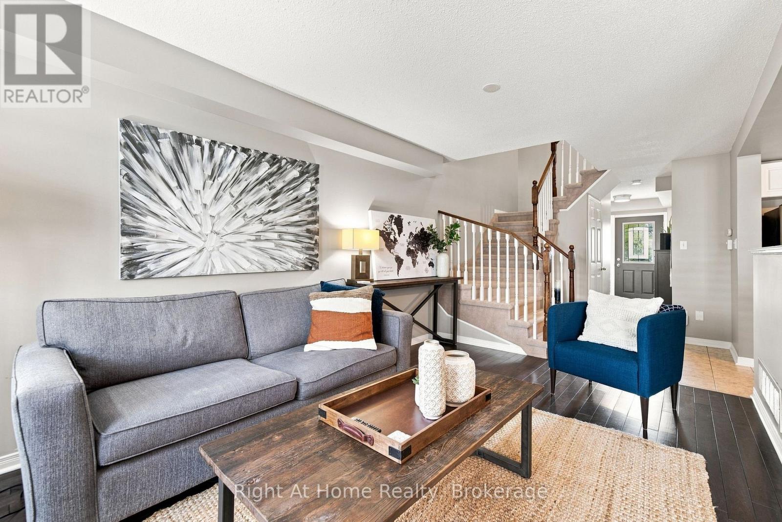 #46 460 WOODMOUNT DRIVE - Image 14
