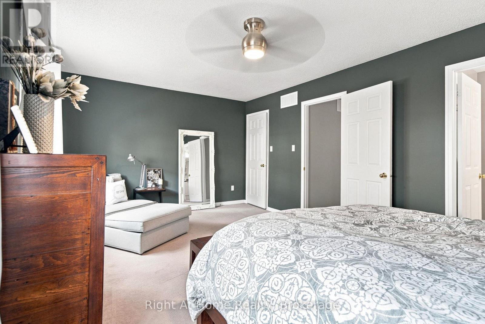 #46 460 WOODMOUNT DRIVE - Image 21