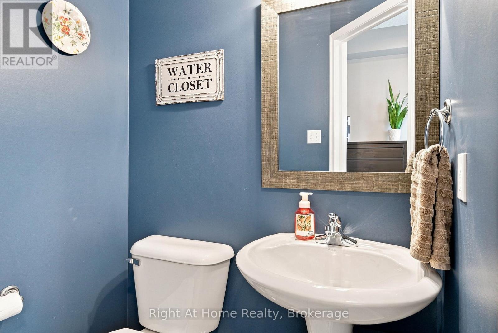#46 460 WOODMOUNT DRIVE - Image 22