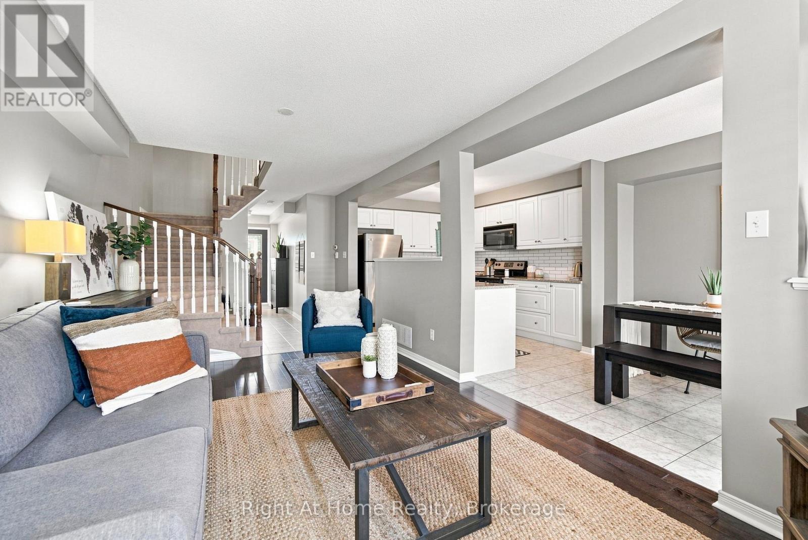 #46 460 WOODMOUNT DRIVE - Image 6