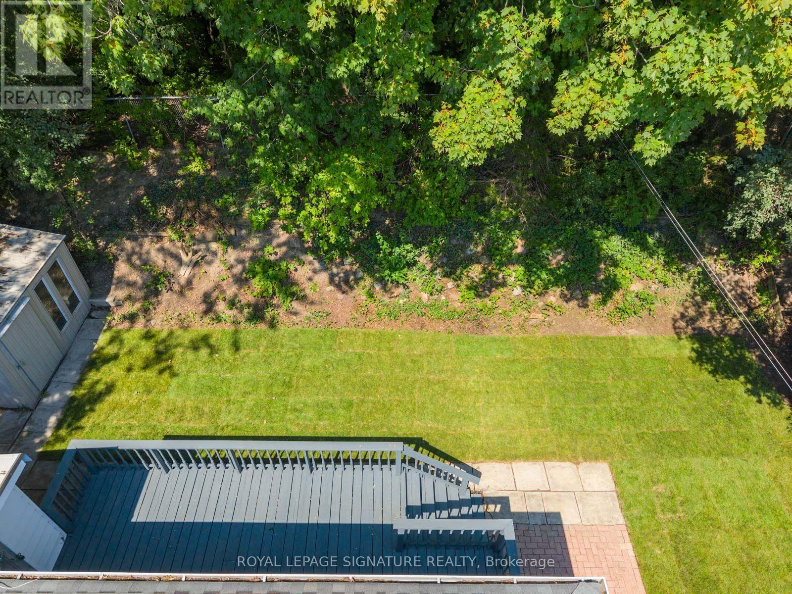 22 CARWIN CRESCENT - 46