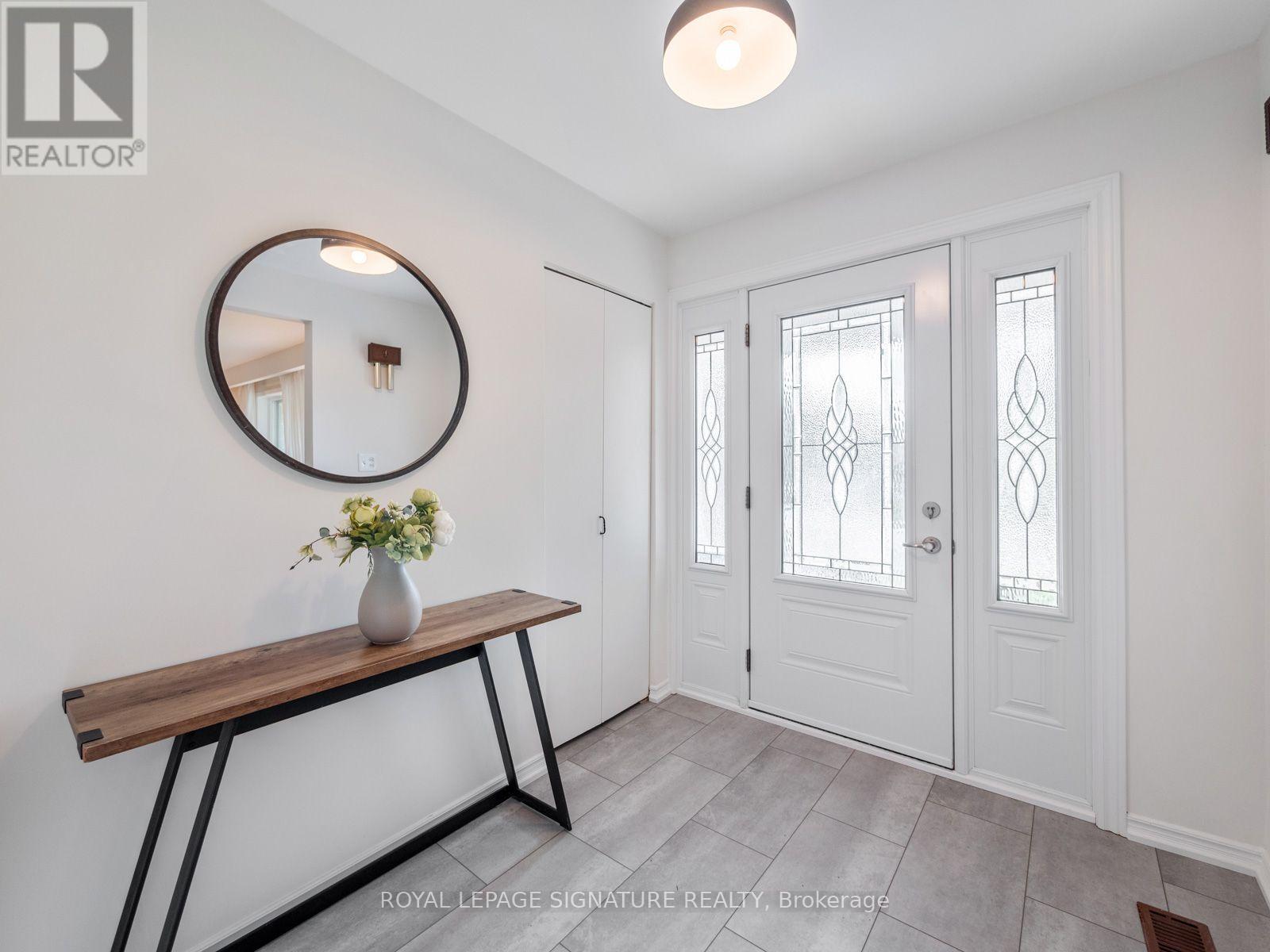 22 CARWIN CRESCENT - 5