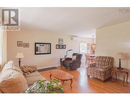 Porch - 112 Pleasant Street, Stellarton, NS B0K1S0 Photo 6