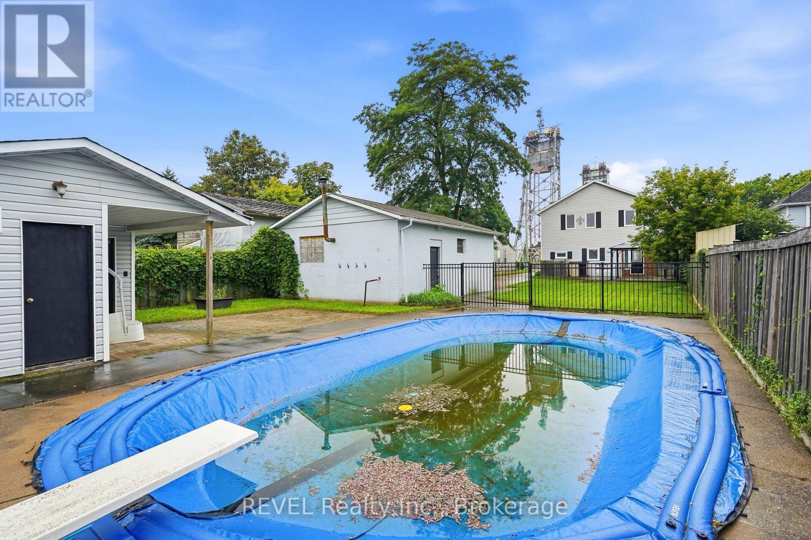 2324 CENTRE STREET - 12
