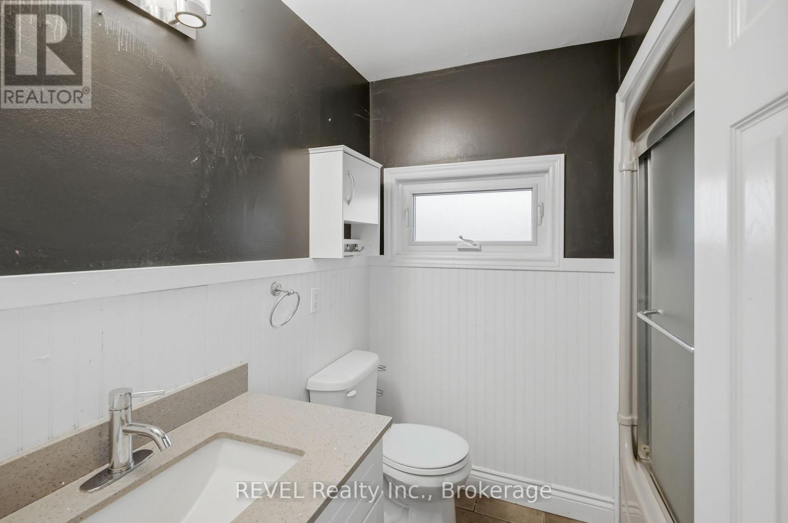 2324 CENTRE STREET - Image 22