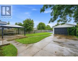 Family room - 2324 Centre Street, Thorold, ON L0S1A0 Photo 8
