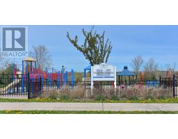 Bsmt - 22 Lanterna Crescent, Vaughan, ON L4H1B8 Photo 13
