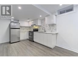 Bsmt - 22 Lanterna Crescent, Vaughan, ON L4H1B8 Photo 7