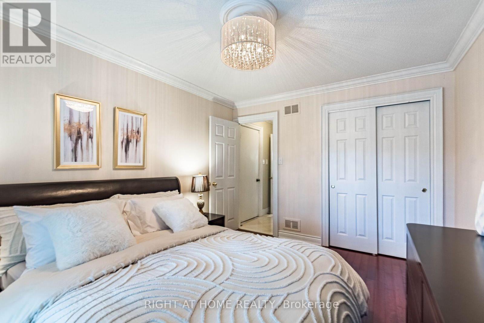 2029 SAINT ANDREW'S PLACE - 21