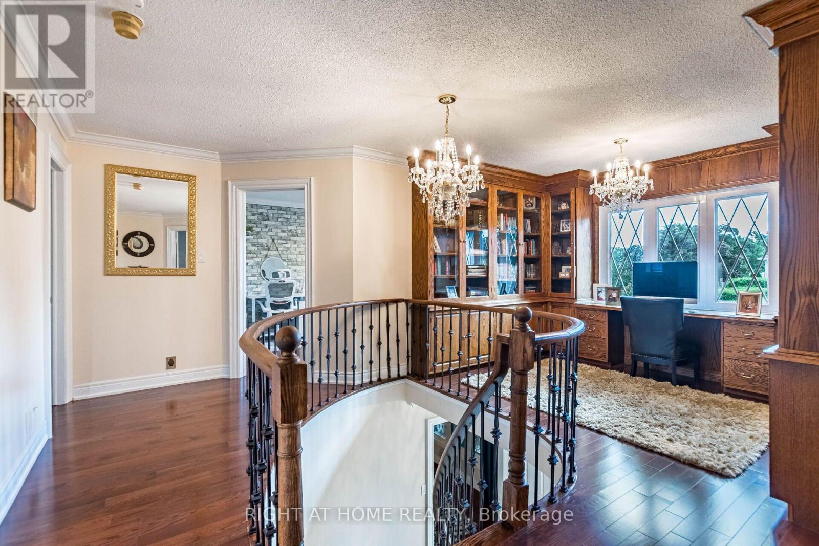 2029 SAINT ANDREW'S PLACE - 23