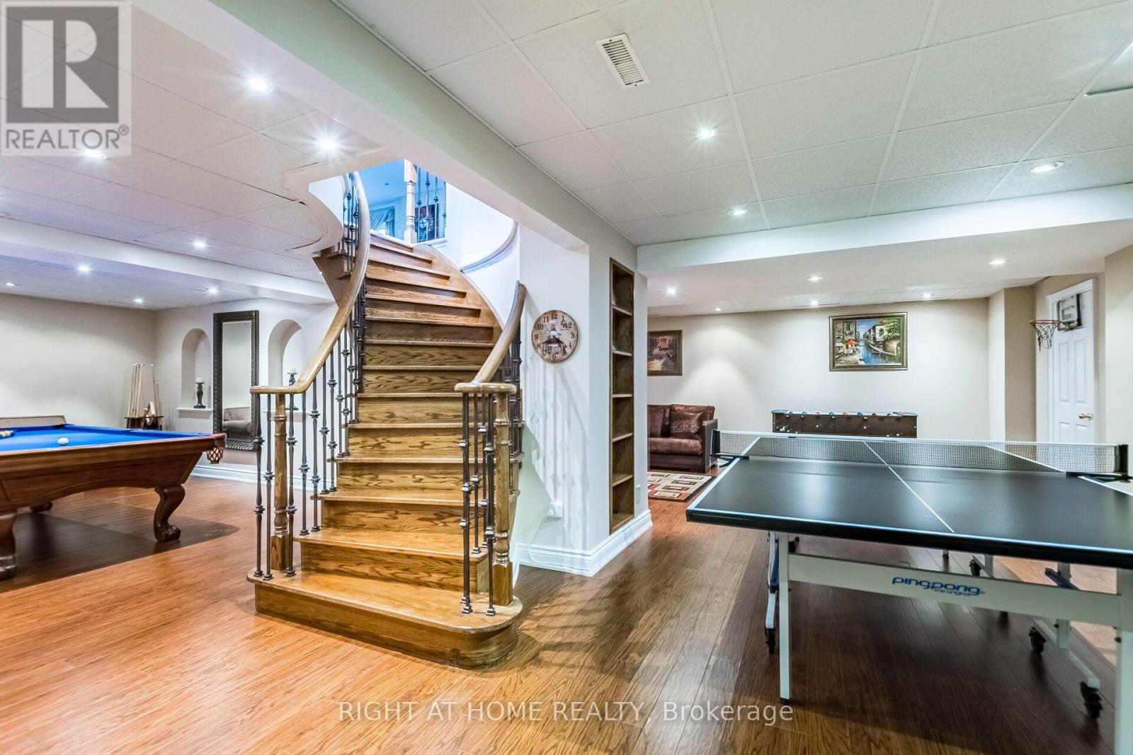 2029 SAINT ANDREW'S PLACE - Image 35