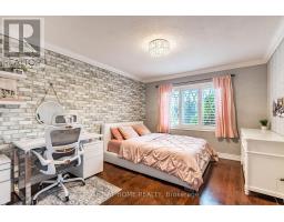2029 Saint Andrew's Place, Mississauga, ON L5H4E5 Photo 31
