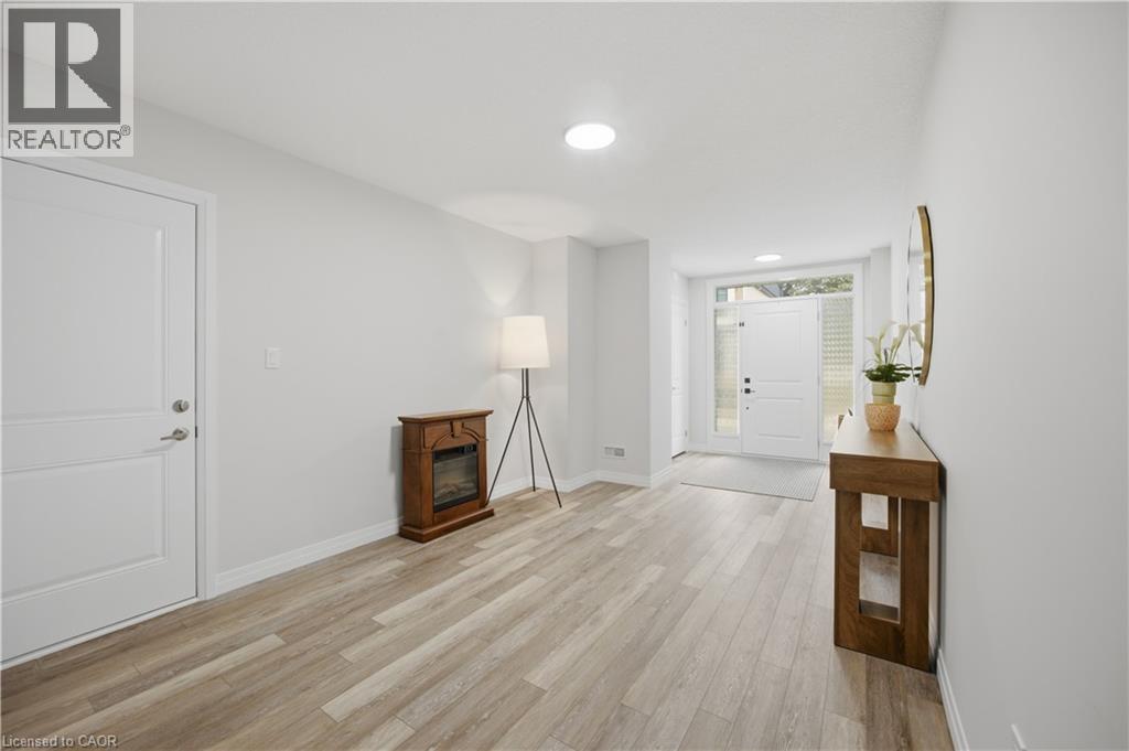 143 ELGIN Street N Unit# 82 — photo 3