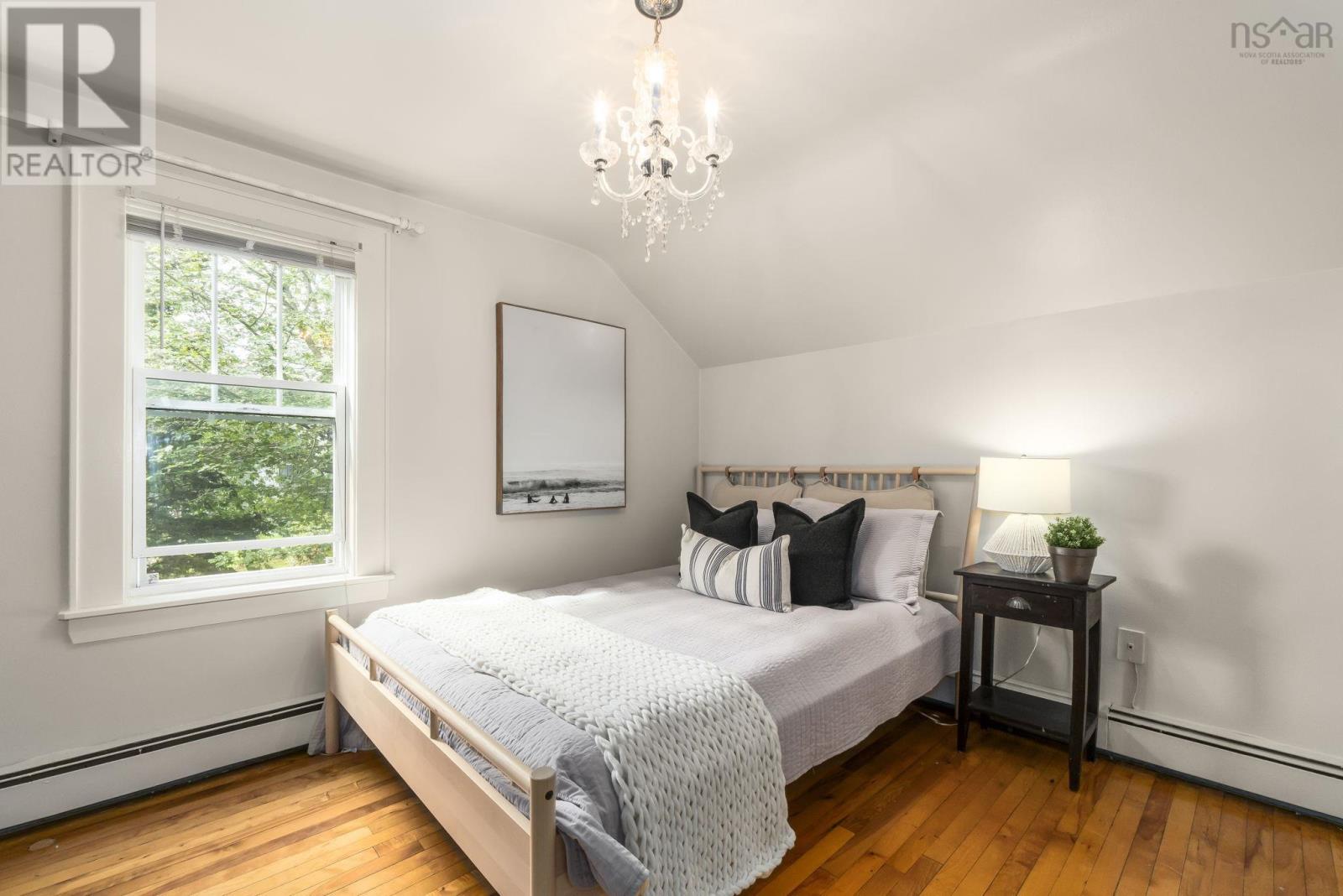 Property 20 of 48 of 16 Lawnwood Avenue