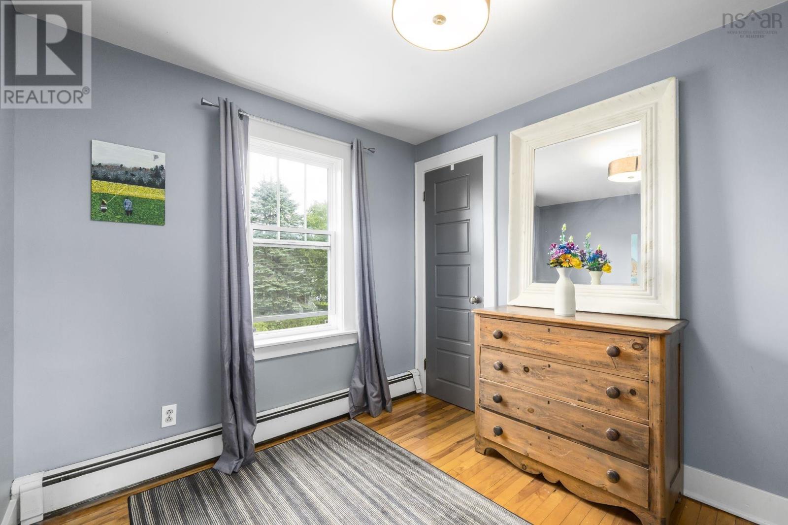 16 Lawnwood Avenue - 21