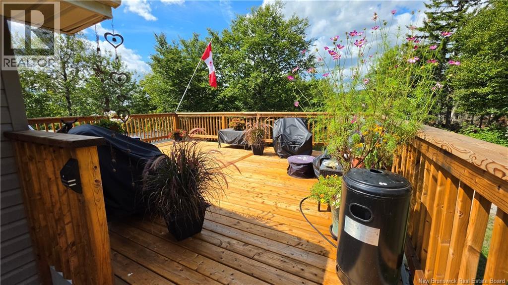12 Greenwich Drive - Image 11