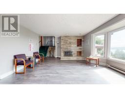 1 Howlett's Avenue thumbnail 6