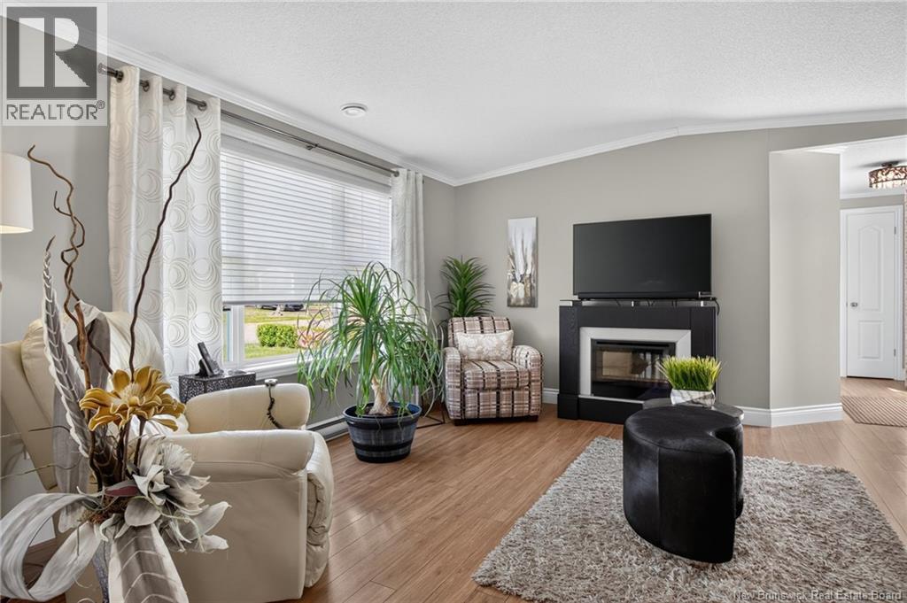266 Bonaventure Street - 9