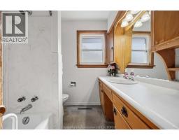 72 Phair Avenue, Wallaceburg, ON N8A2M3 Photo 27