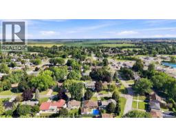 72 Phair Avenue, Wallaceburg, ON N8A2M3 Photo 42
