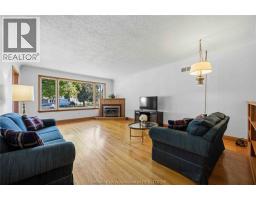 Living room - 72 Phair Avenue, Wallaceburg, ON N8A2M3 Photo 6