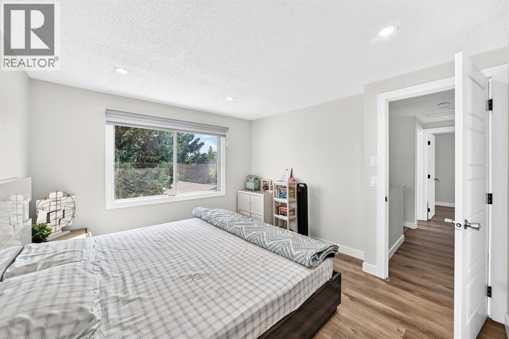 40 Falconridge Close NE - 13